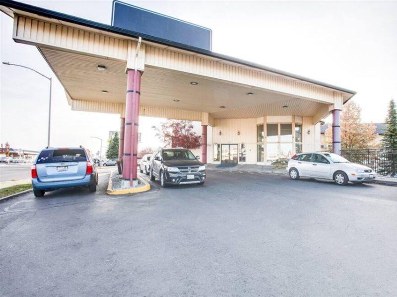 Oyo Hotel Spokane North ภายนอก รูปภาพ