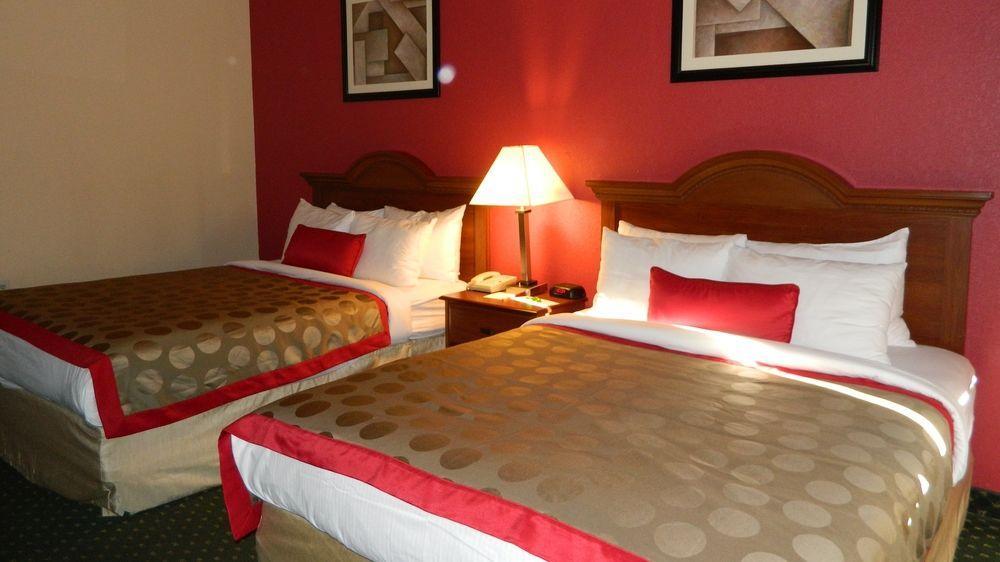 Oyo Hotel Spokane North ภายนอก รูปภาพ