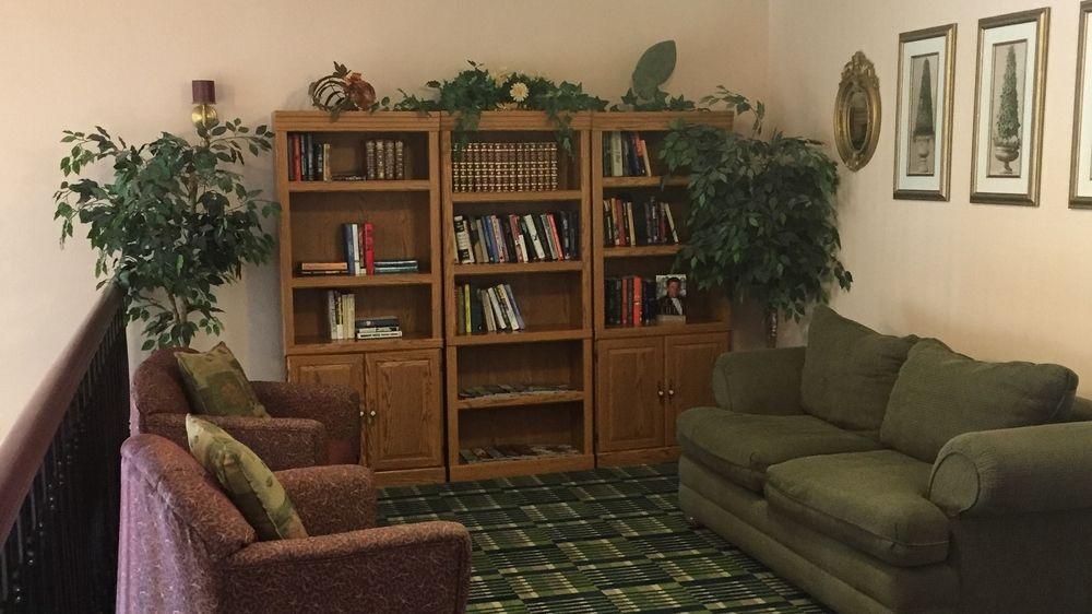 Oyo Hotel Spokane North ภายนอก รูปภาพ