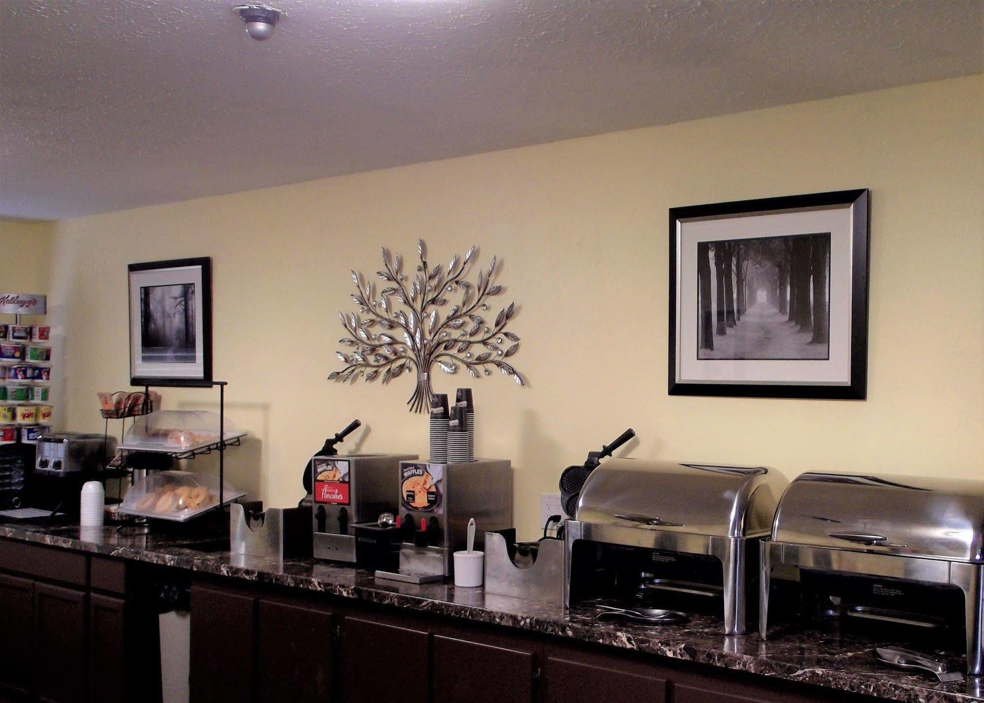 Oyo Hotel Spokane North ภายนอก รูปภาพ