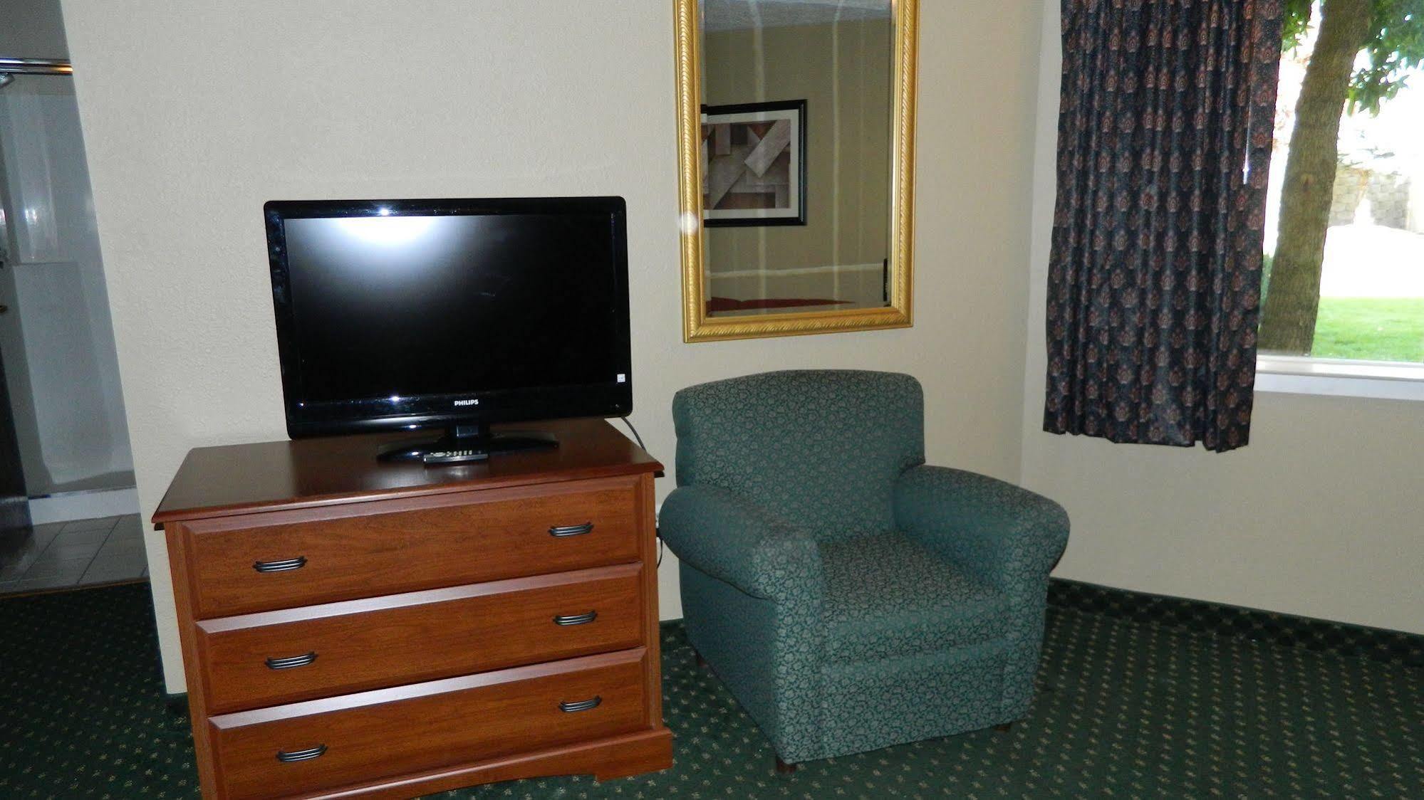 Oyo Hotel Spokane North ภายนอก รูปภาพ