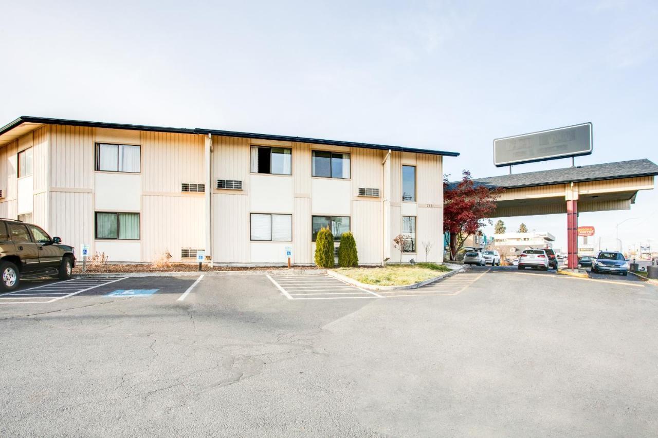 Oyo Hotel Spokane North ภายนอก รูปภาพ